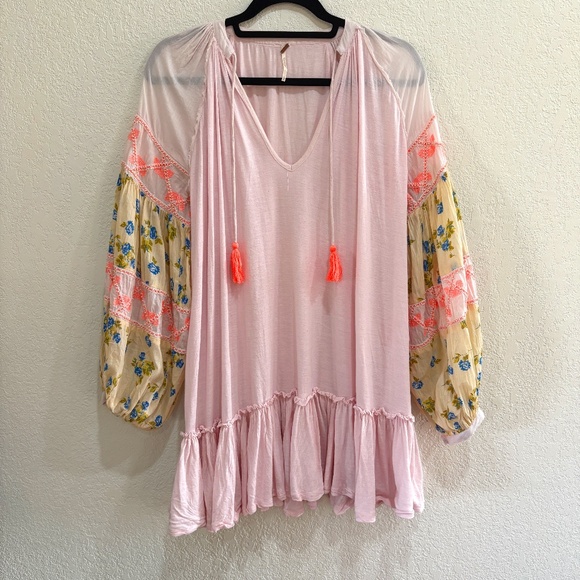Free People Mix It Up Pink Floral Beaded Tunic Top / Mini Dress SM - Picture 4 of 11